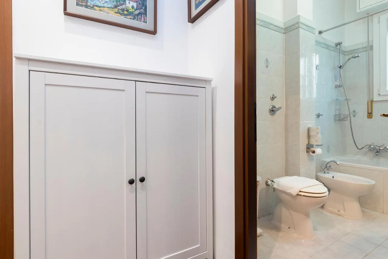 Casa Samy - Sesto Sg A Due Passi Da Sesto Rondo - Battisti Appartement Sesto San Giovanni 0*,  Italië
